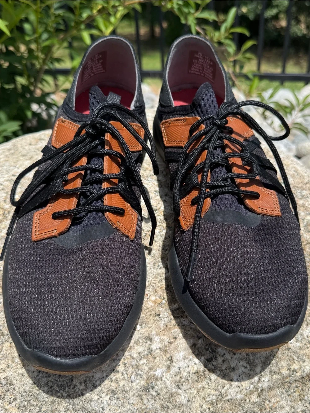 OluKai Nohea Moku Sneakers Mens Size 9 Black Brown Comfort Casual Travel Shoes